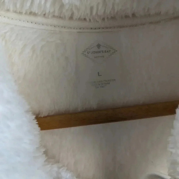 NWT St John's Bay Fleece Vest - Large - Picture 2 of 6